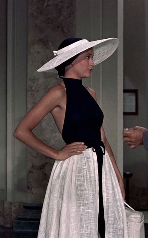 grace kelly wardrobe